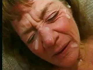 Wrinkle granny loves 4 and a lot of cum granny porn rap aty baht clip